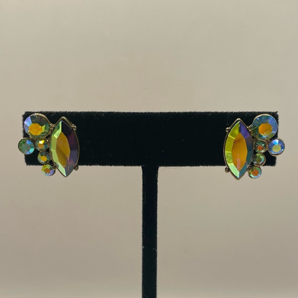 Aurora Borealis Carnival Glass Crystal Cluster Earrings Pierced